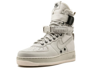 Кроссовки Nike Air Force 1 Special Field белые мужские - фото спереди