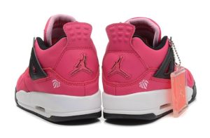 Nike Air Jordan 4 малиновые (35-40)