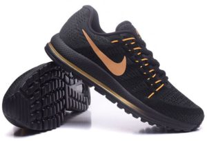 Nike Zoom Vomero 12 черные с золотым (40-44)