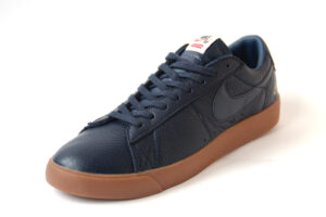 Nike SB Blazer Low GT x Supreme (Blue) (40-44)