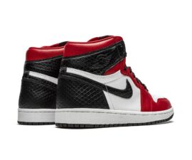 Nike Air Jordan 1 High Satin Snake красные с белым и черным кожаные мужские (40-44)