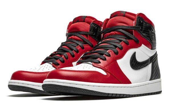 Nike Air Jordan 1 High Satin Snake красные с белым и черным кожаные мужские (40-44)