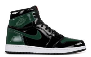 SoleFly x Nike Air Jordan 1 Retro High OG черные с зеленым кожаные лакированные мужские-женские (40-45)